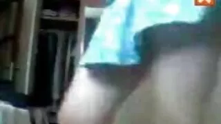 Ασιατικό αχιβάδα και τρυπημένο στον καναπέ - 2022-03-04 04:10:58